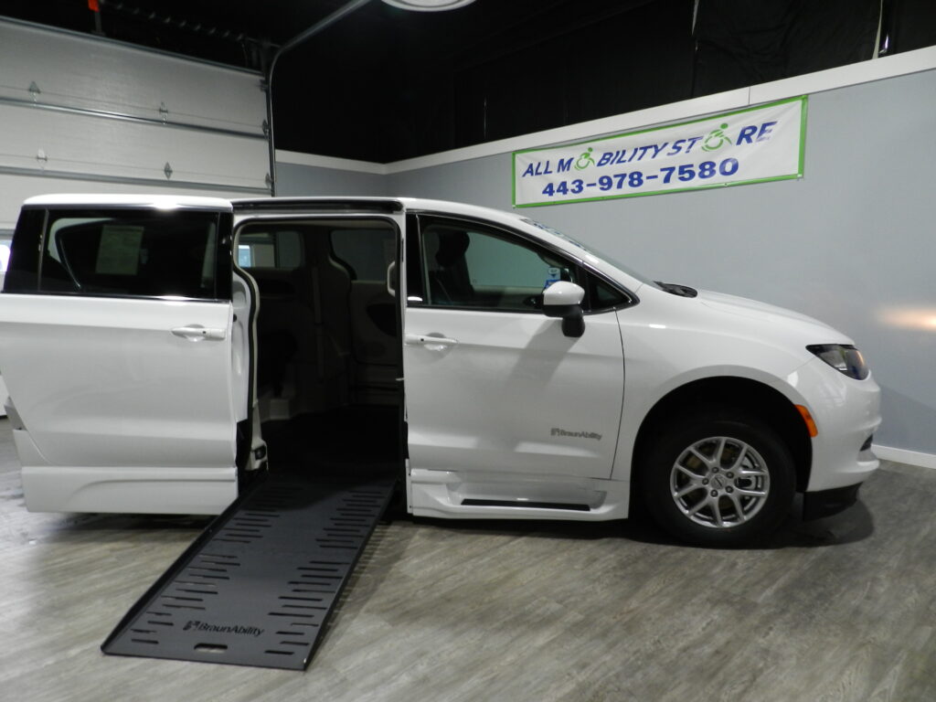 Van With Wheelchair Ramp | Mobility Aids and Equipment